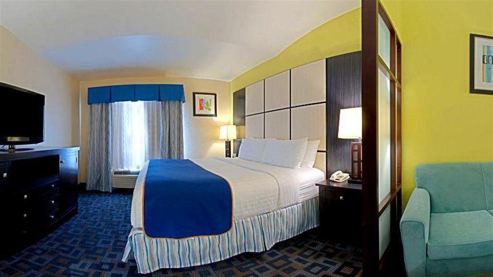 Super 8 By Wyndham Irving Dfw Airport/South Hotel Exterior photo